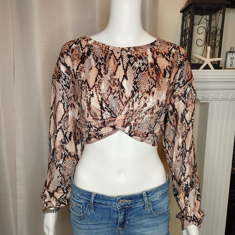SHEIN SNAKESKIN PRINT TWIST FRONT CROP TOP L - Picture 1 of 7
